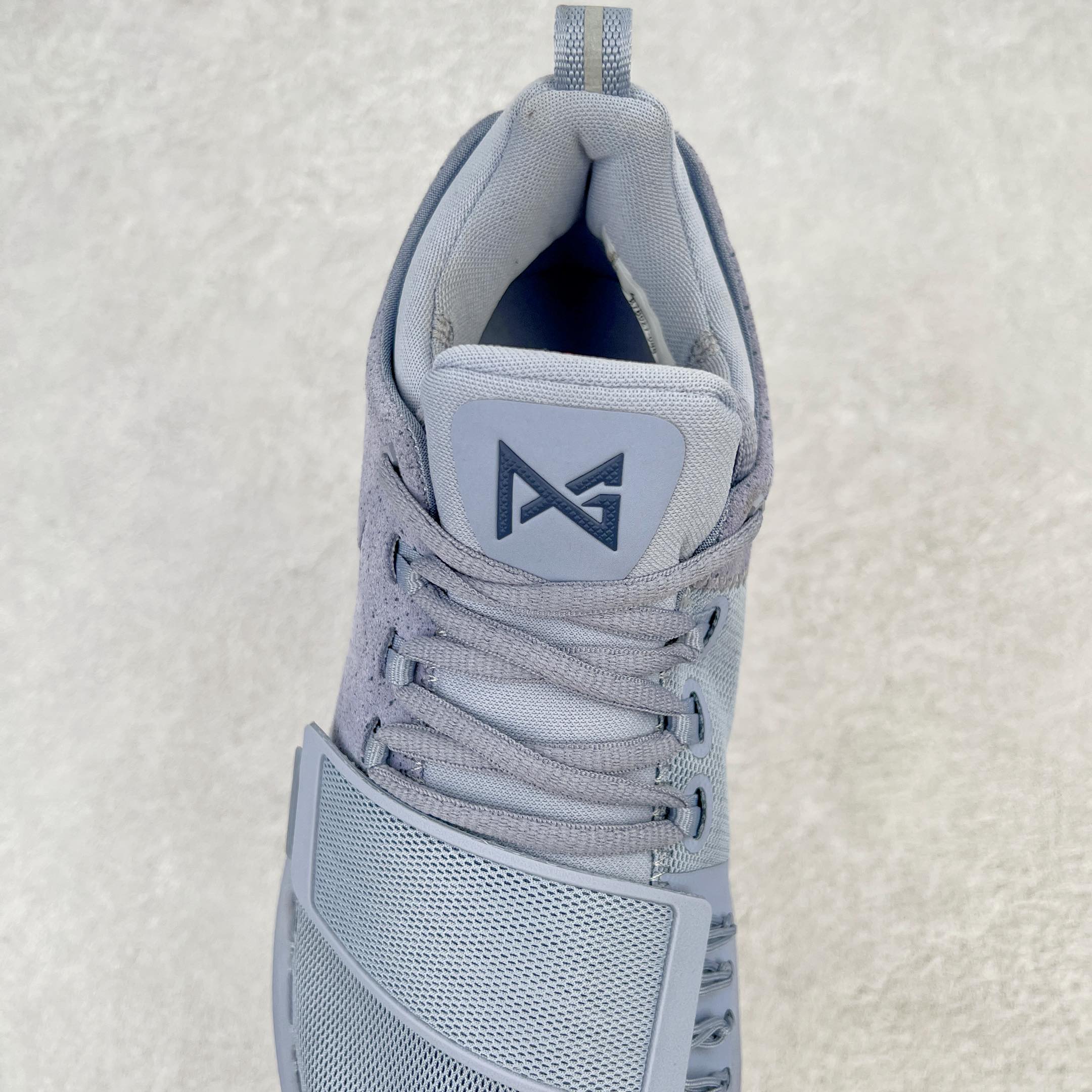 图片[5]-＃K版纯原福利 NK Paul George PG1 保罗乔治一代签名篮球鞋 午夜蓝 878627-044 网眼布面与麂皮材质拼接合成的鞋身充满质感 鞋面与鞋底的鱼鳞纹路、携带扣的浮标形状设计的灵感来自于乔治最大的个人爱好一钓鱼 鞋身的F引ywire动态飞线与大绑带设计为球鞋提供了非常优秀的包妻和稳定性 中底则使用了Phylon泡棉加前掌Zoom Air气垫 带来轻盈而富有回弹力的缓震效果 球鞋后部的3M反光条设计则寓意着他那次著名的受伤事件 尺码：39 40 40.5 41 42 42.5 43 44 44.5 45 46-选品中心