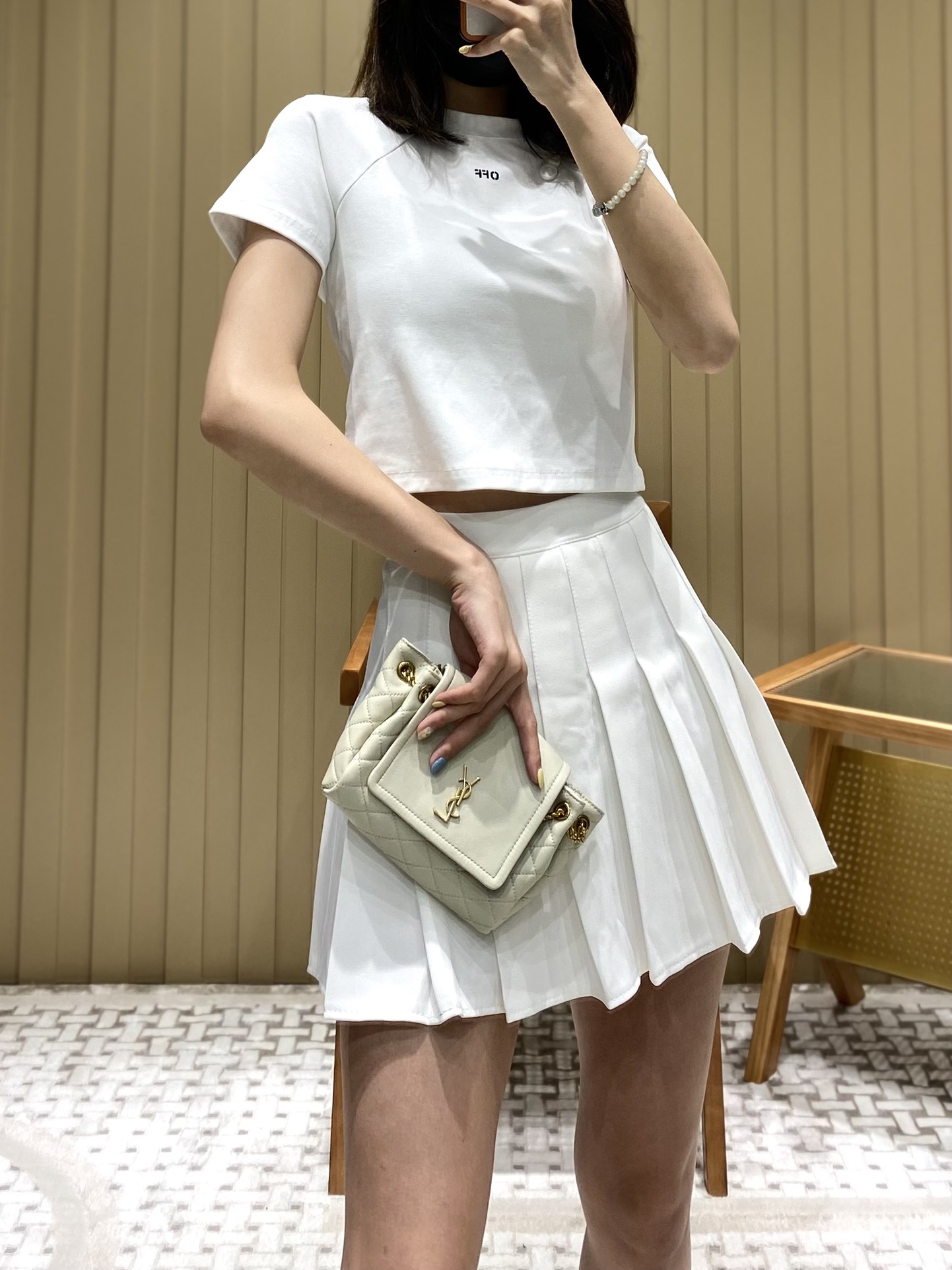 YSL 𝐌𝐢𝐧𝐢 𝐍𝐨𝐥𝐢𝐭𝐚 复古翻盖包 672738白色