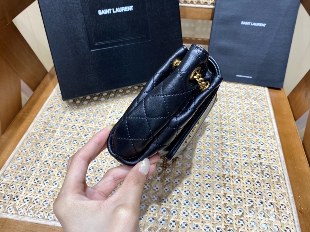 YSL 𝐌𝐢𝐧𝐢 𝐍𝐨𝐥𝐢𝐭𝐚 复古翻盖包 672738黑色