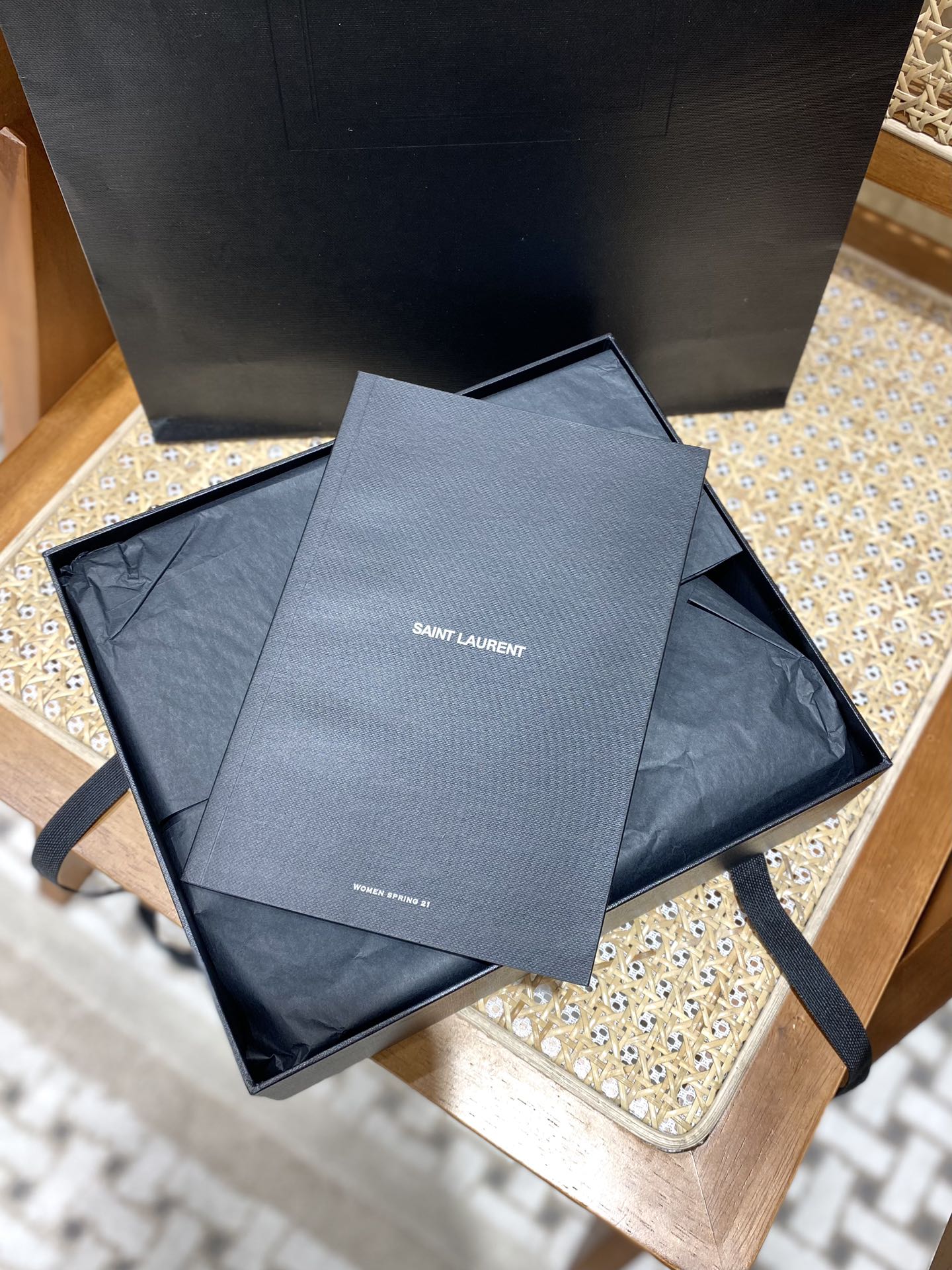 YSL 𝐌𝐢𝐧𝐢 𝐍𝐨𝐥𝐢𝐭𝐚 复古翻盖包 672738黑色