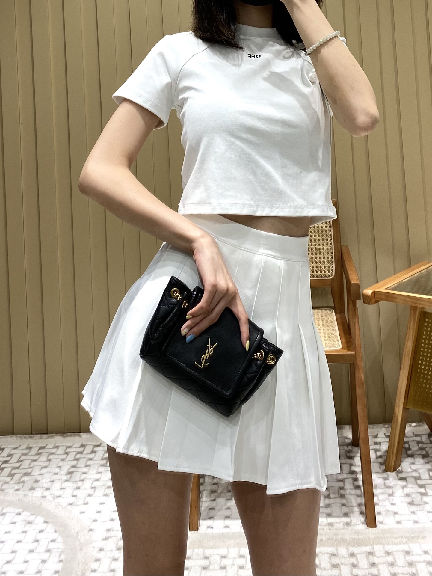 YSL 𝐌𝐢𝐧𝐢 𝐍𝐨𝐥𝐢𝐭𝐚 复古翻盖包 672738黑色