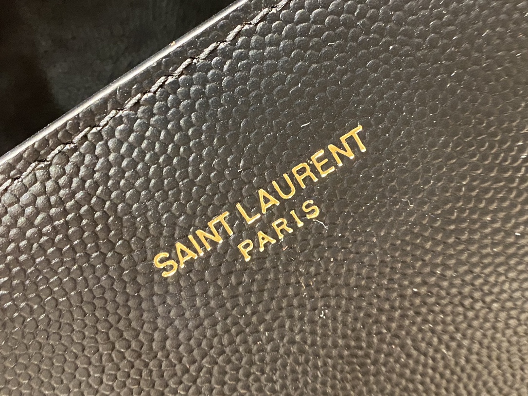 Saint Laurent Ysl CASSANDRA鱼子酱纹手拎包 578000黑色