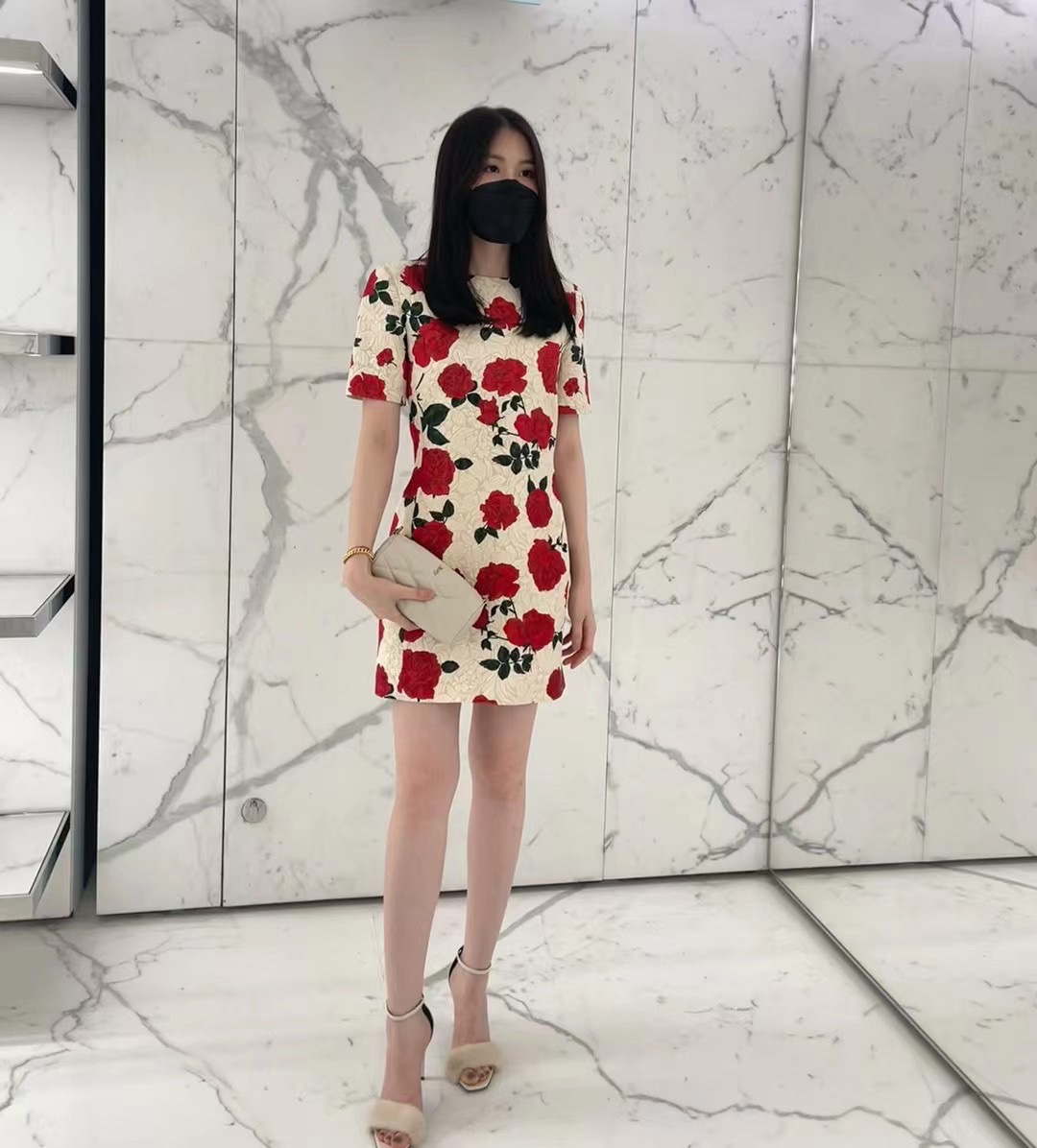 Saint laurent Ysl 𝗦𝗔𝗗𝗘 迷你圆管手袋 699703白色