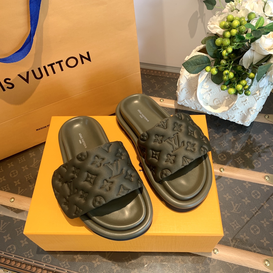 LV/路易威登   1v驴牌|𝟐𝟎𝟐𝟐春夏浮雕厚底 魔术贴拖鞋