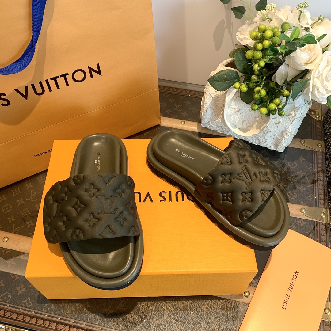 LV/路易威登   1v驴牌|𝟐𝟎𝟐𝟐春夏浮雕厚底 魔术贴拖鞋