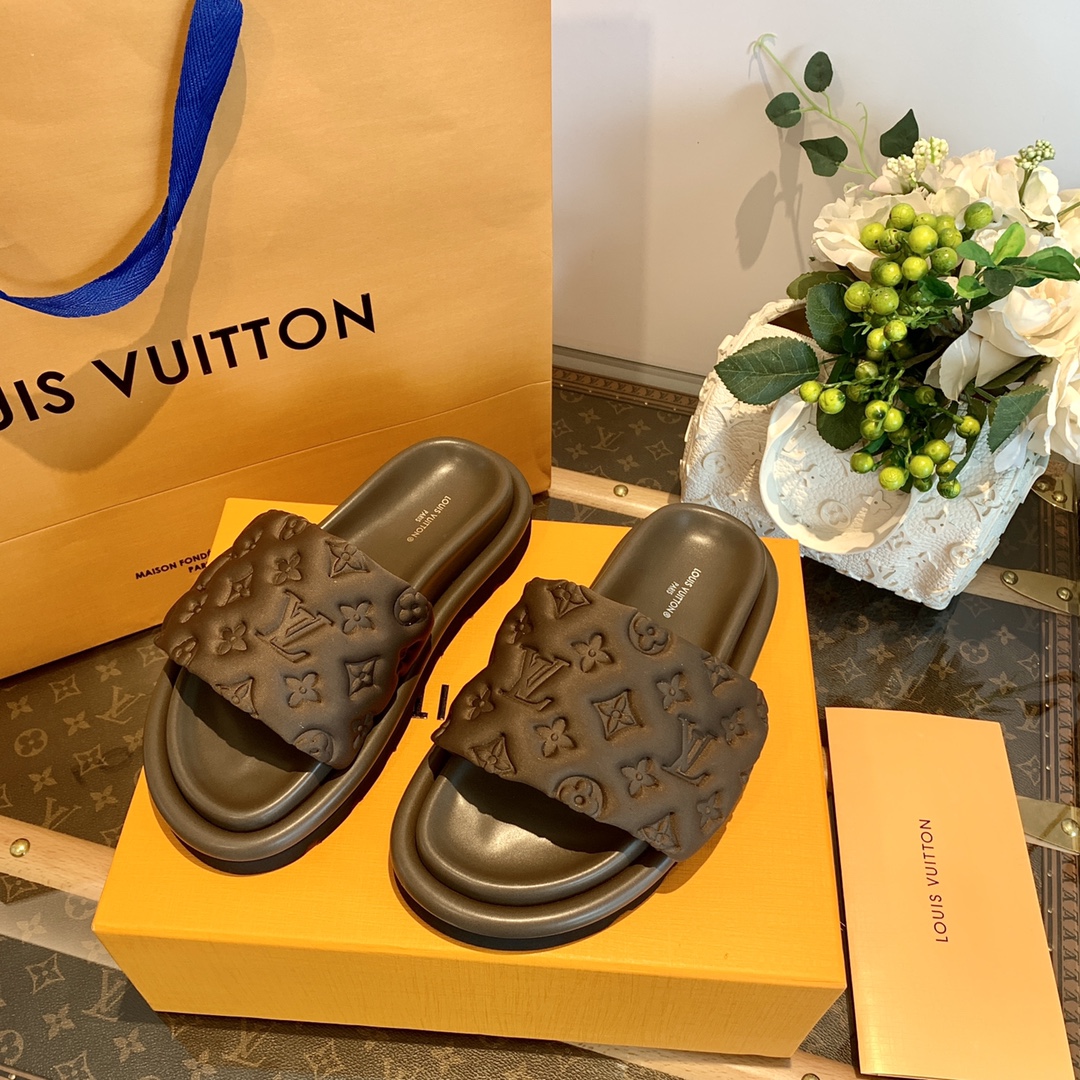 LV/路易威登   1v驴牌|𝟐𝟎𝟐𝟐春夏浮雕厚底 魔术贴拖鞋