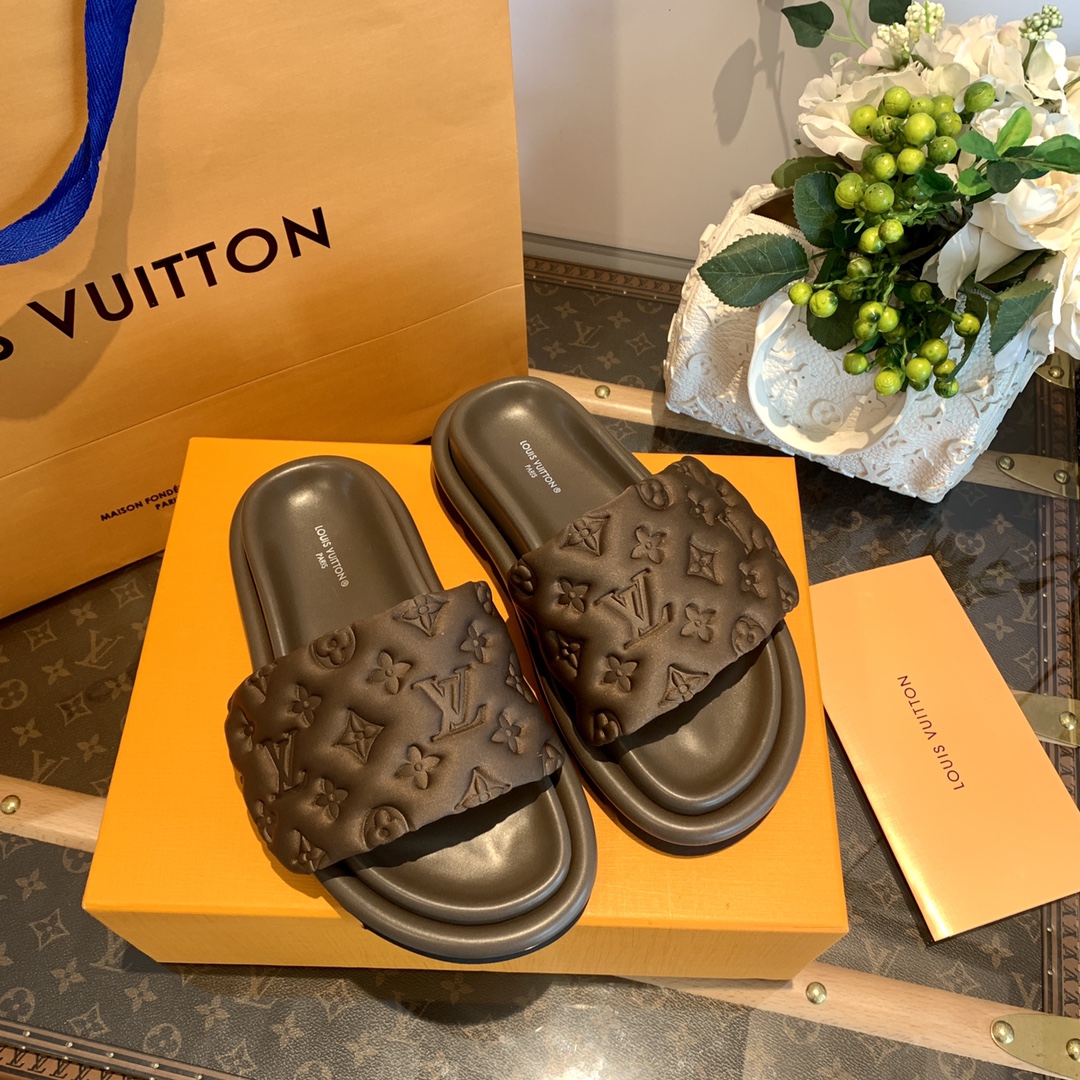 LV/路易威登   1v驴牌|𝟐𝟎𝟐𝟐春夏浮雕厚底 魔术贴拖鞋