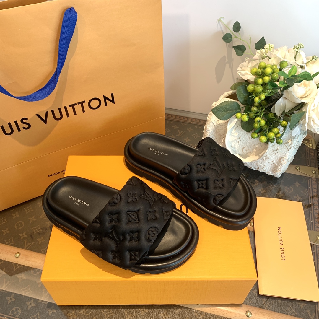 LV/路易威登   1v驴牌|𝟐𝟎𝟐𝟐春夏浮雕厚底 魔术贴拖鞋