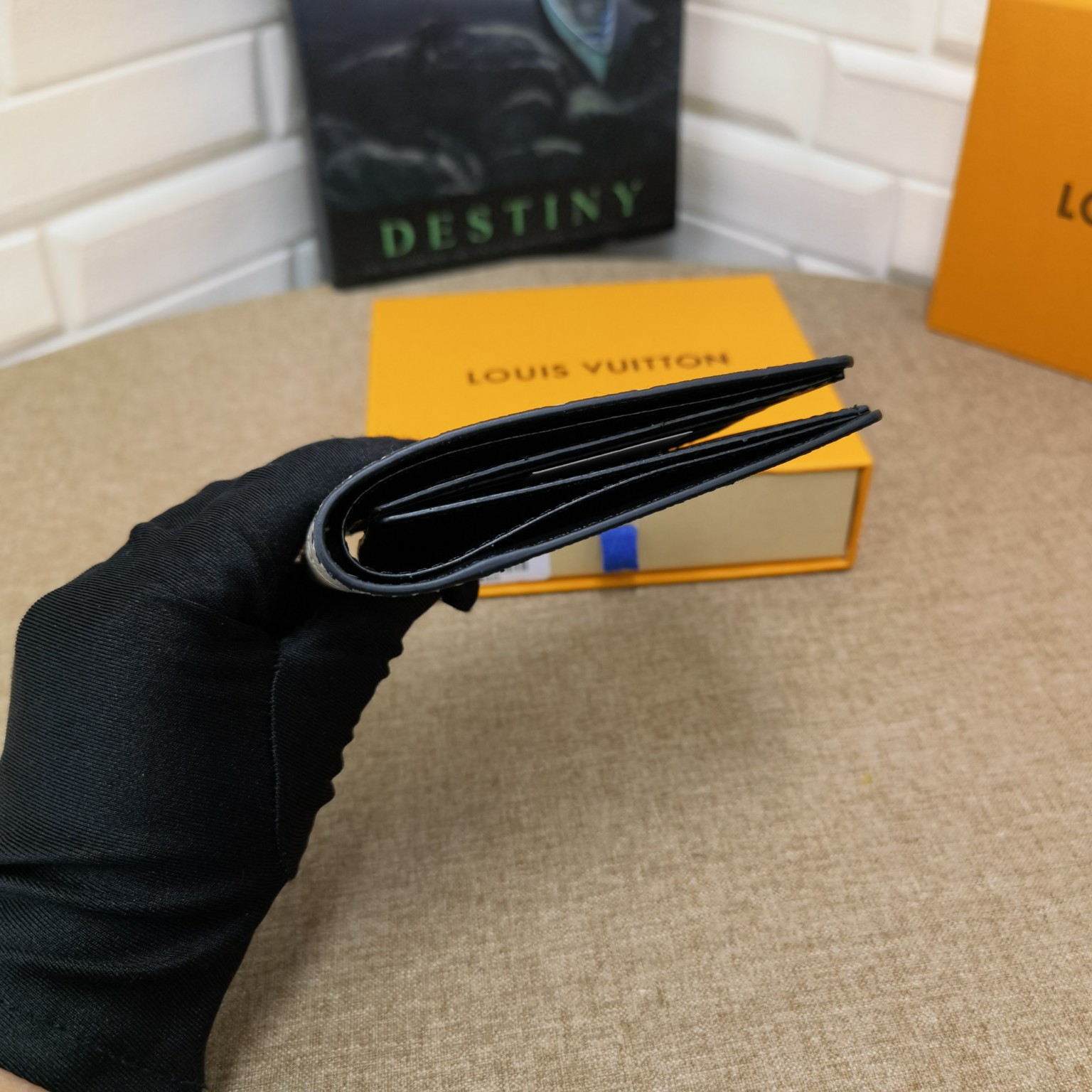 Leather Bifold Wallet - Side View of Profile