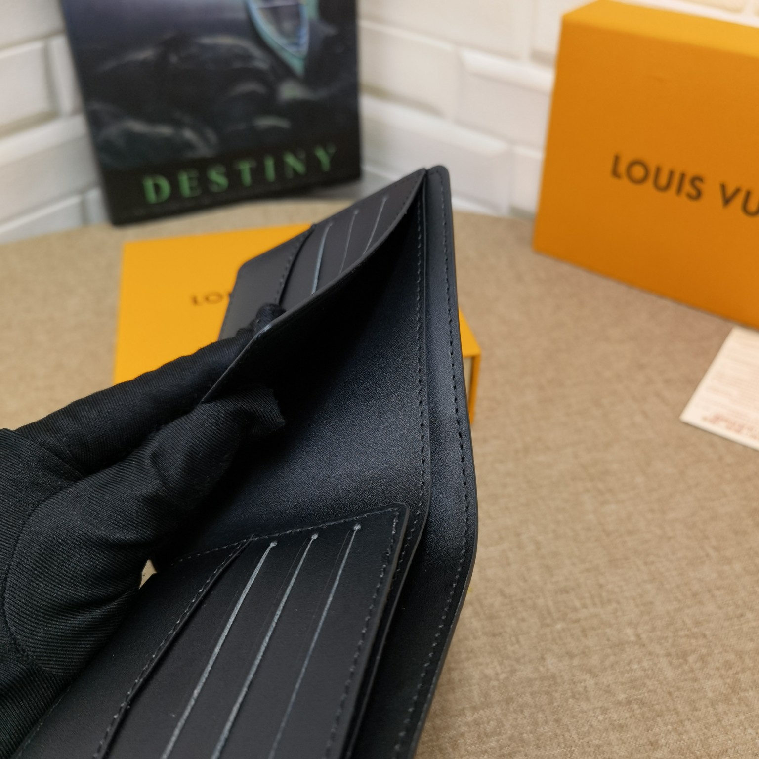 Leather Bifold Wallet - Wallet in Use