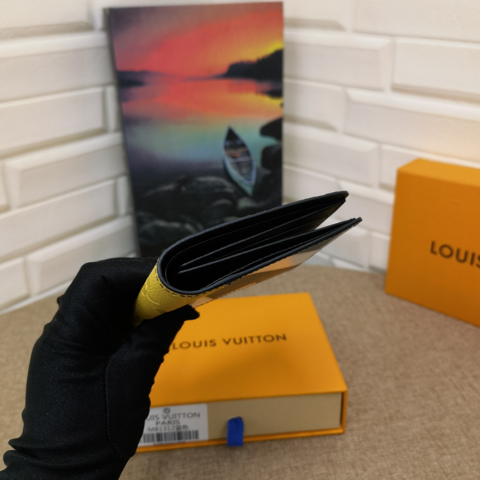 Classic Bifold Leather Wallet - Side Profile