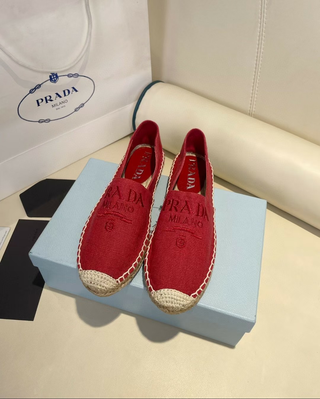 Replica ogni designer
 Prada Espadrilles Pantofole Mezze Scarpe Monostrato Corda di canapa Gomma Pelle pecora