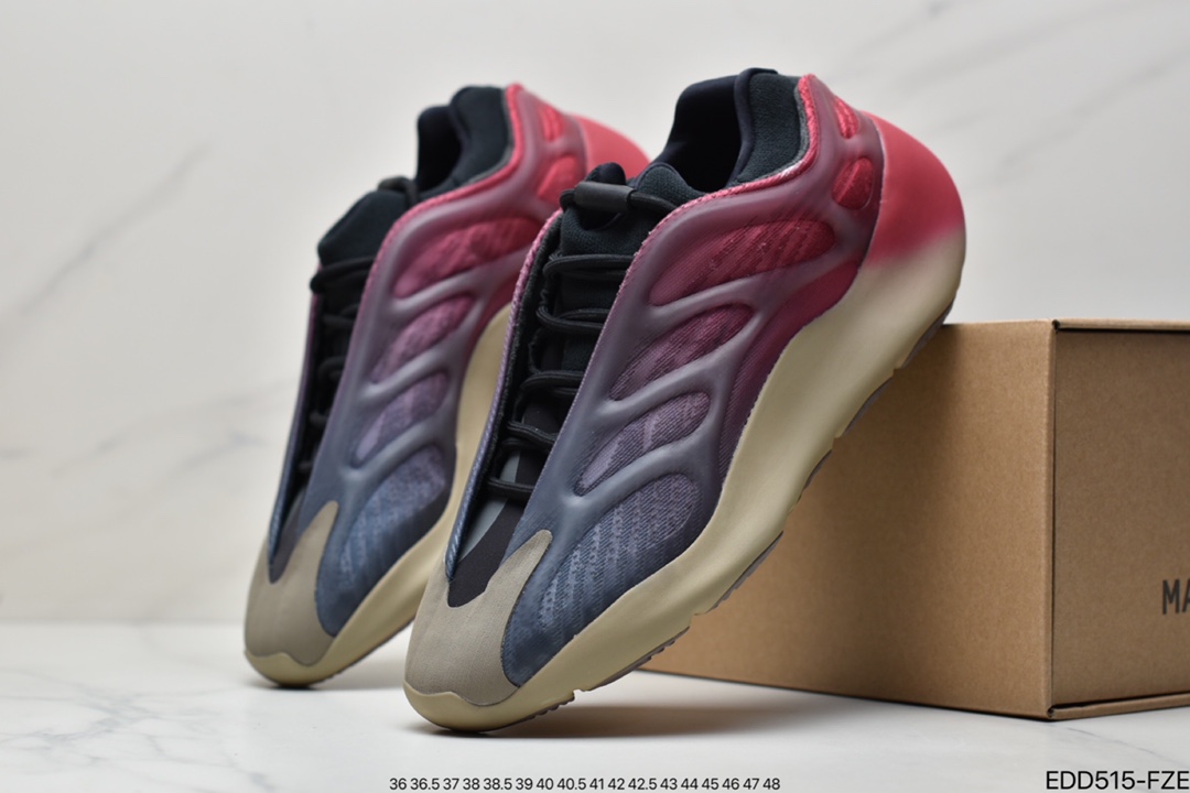 340 Kanye West x Adidas Yeezy 700 V3”Fade Carbon”低帮复古休闲运动穿搭慢跑鞋GW1814