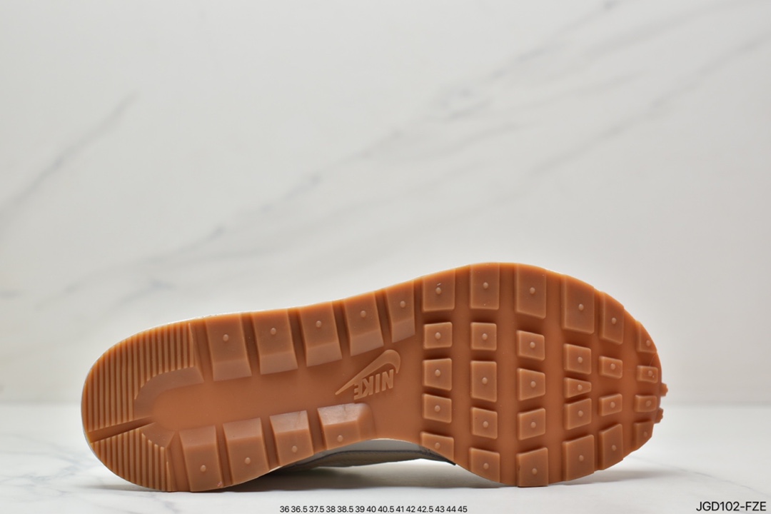 180 Sacai X NIKe vaporWaffle “Tour Yellow ”华夫三代3.0走秀重磅联名 DD1875-001