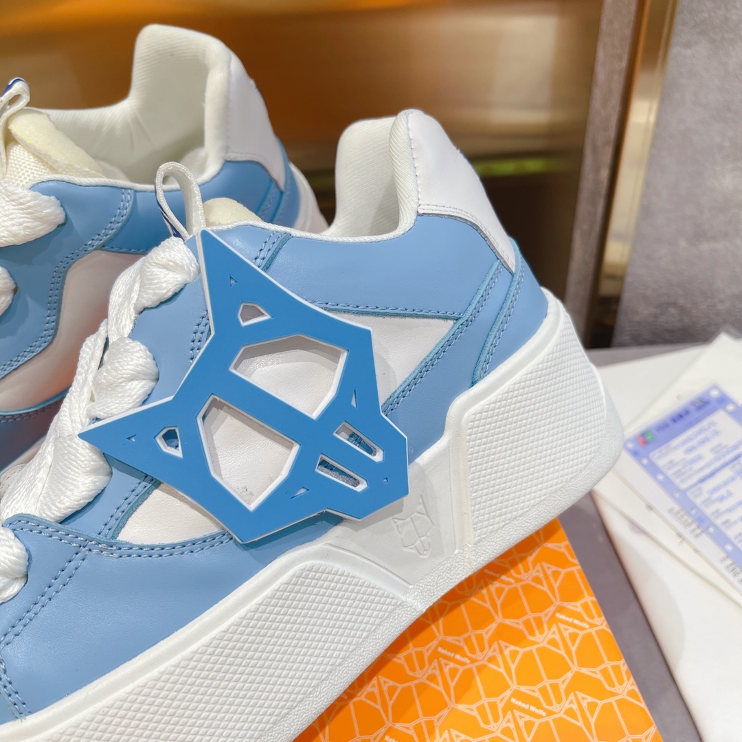 Top Version Cat Beauty Shoes with Cattle Skin Fabric and Rubber Sole - 图片 4