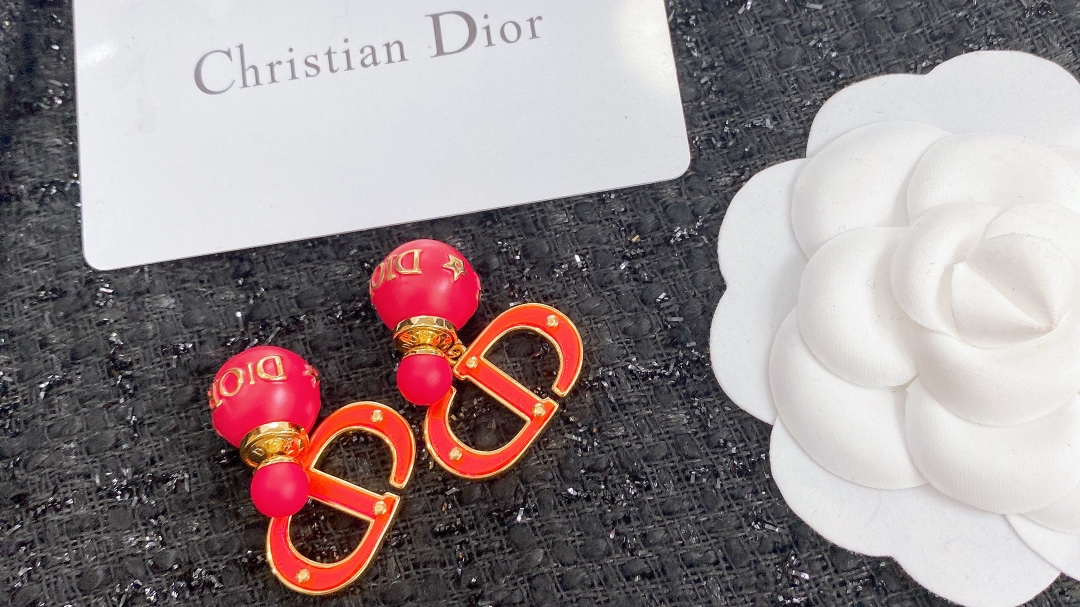 Dior - Earrings