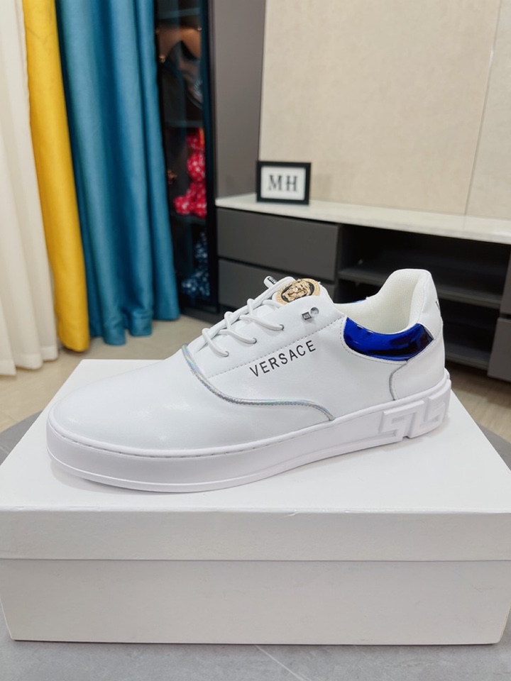 I0  VERSACE「 范思哲」休闲鞋正码