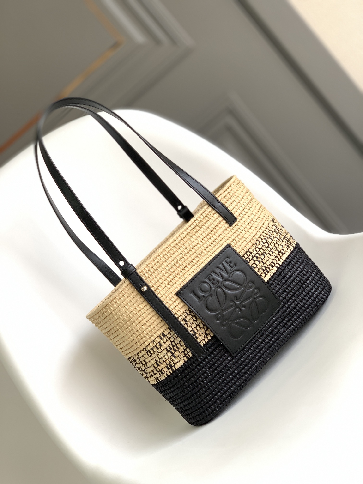 Loewe Taschen Handtaschen Weben Rindsleder Raffia Stroh gewebt