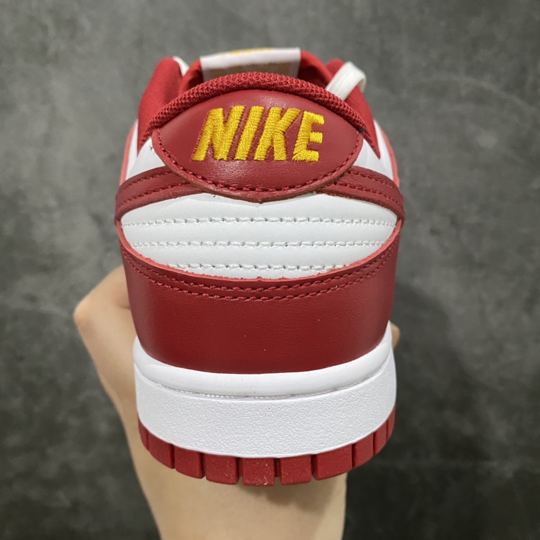 图片[4]-PK版本Dunk Low Retro \”Gym Red\” 白红 DD1391-602  顶级纯原 全新改版 强力开闸  独家原版原盒开模打造  原厂织唛标 一致匹配原版  原楦原纸板开发 匹配原版98%以上  后跟垫棉独家呈现 后跟反口里弧度正确  全新后跟电绣 电绣针数与正品一致  原厂皮料 质感无敌   皮料切割干净 无任何毛边 清洁度细节完美  尺码：36 36.5 37.5 38 38.5 39 40 40.5 41 42 42.5 43 44 44.5 45 46 47.5-选品中心