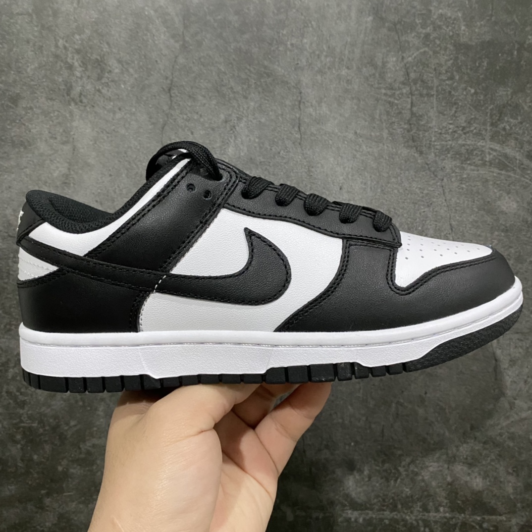 PK版本Dunk Low Retro 黑白熊猫 DD1391-100  顶级纯原 全新改版 强力开闸  独家原版原盒开模打造  原厂织唛标 一致匹配原版  原楦原纸板开发 匹配原版98%以上  后跟垫棉独家呈现 后跟反口里弧度正确  全新后跟电绣 电绣针数与正品一致  原厂皮料 质感无敌   皮料切割干净 无任何毛边 清洁度细节完美  尺码:36 36.5 37.5 38 38.5 39 40 40.5 41 42 42.5 43 44 44.5 45 46 47.5-选品中心