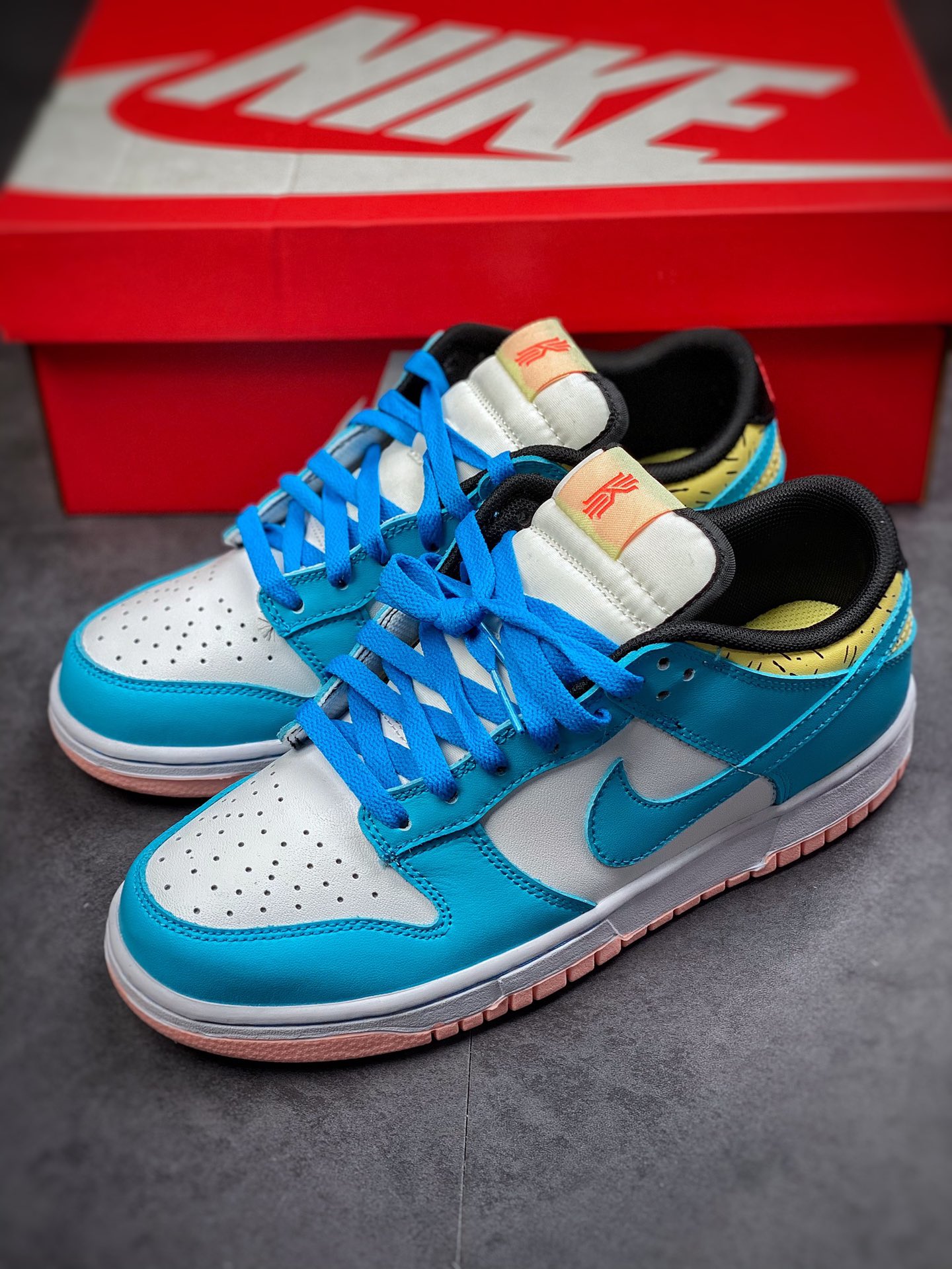 180 #Kyrie Irving x Nike Dunk Low 白蓝 欧文  DN4179-400