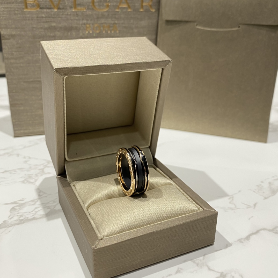 Bvlgari ring