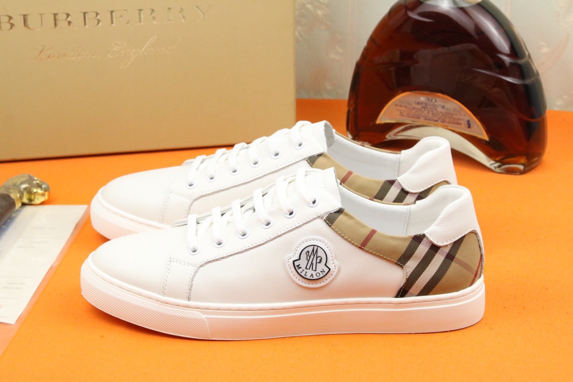 J0  爆款  Burberry  巴宝莉  代购款🔍男士🚹官网同步，鞋面采用进口头层牛皮，猪皮内里， 完全1⃣比1⃣复刻🇮🇹，防滑耐磨橡胶大底⚠鞋子舒适度极高，原厂跟单货，🔍🔍高品质看细节，欢迎对比⚠