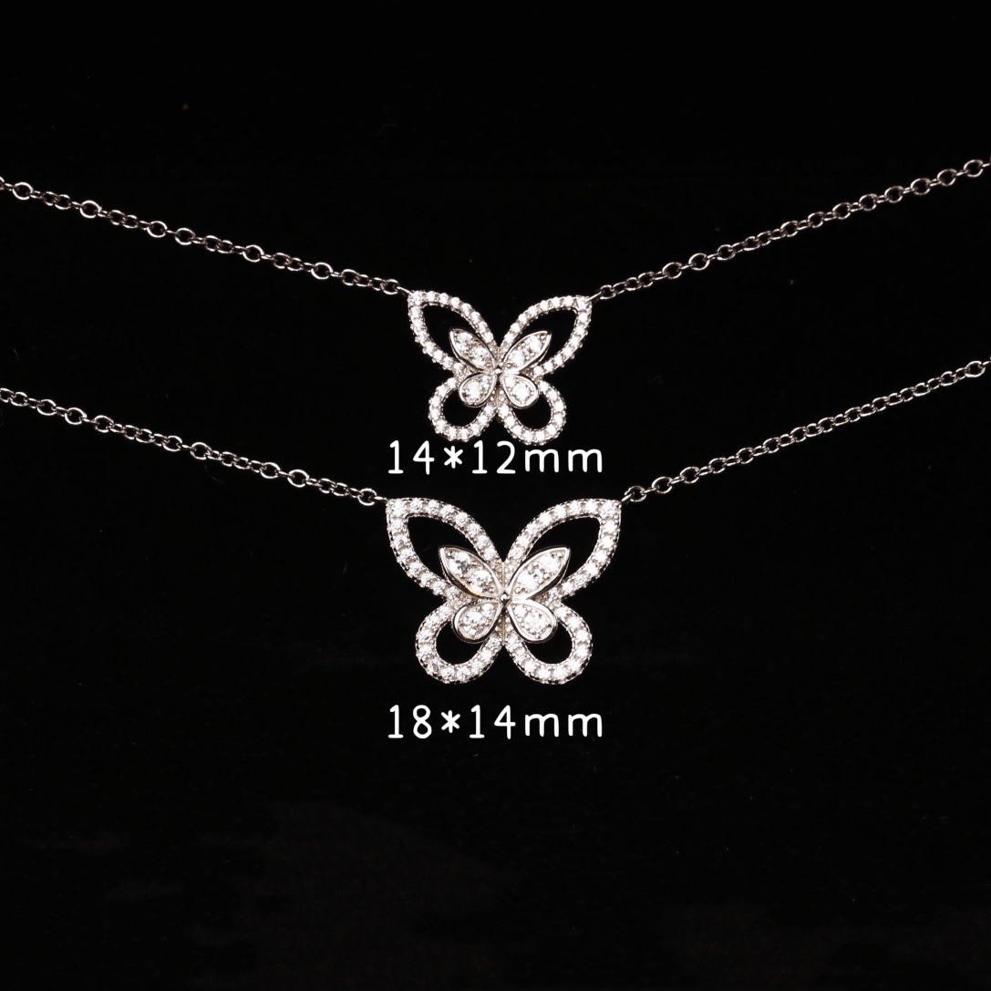 。18*14mm，14*12mm
幻影蝴蝶·做镂空仙子能够成就你成为高级仙子🧚‍♀️的设计✨✨✨镂空蝴蝶