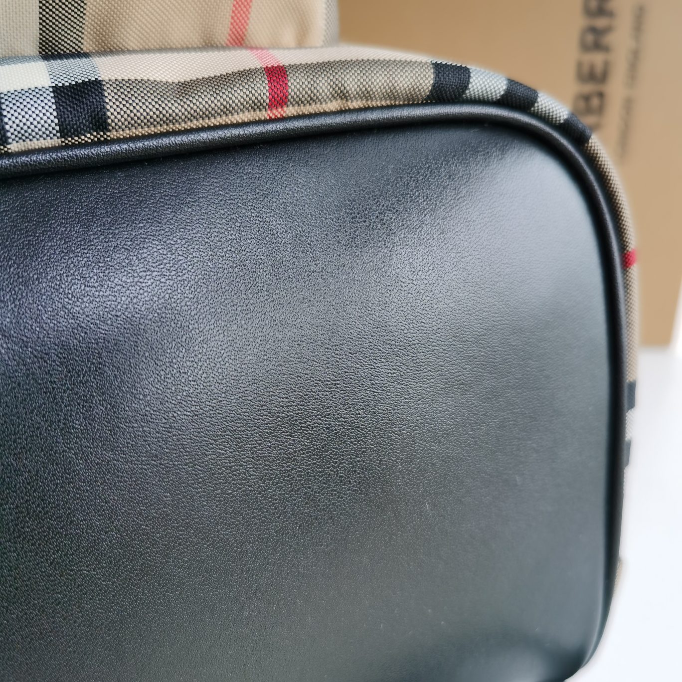 Burberry Vintage Check 30.5 x 14.5 x 42.5cm everyday