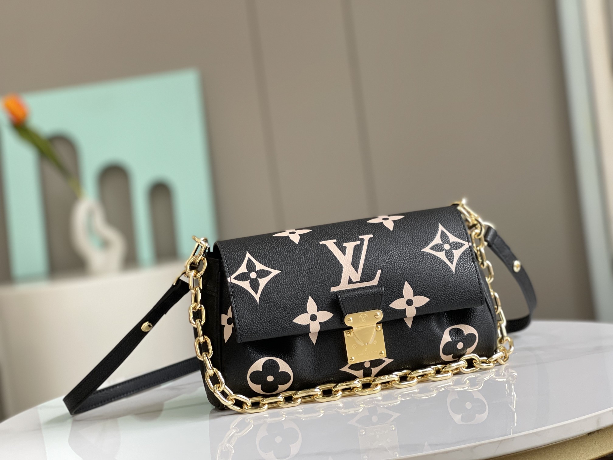 Louis Vuitton LV Favorite Bags Handbags Chains M45859