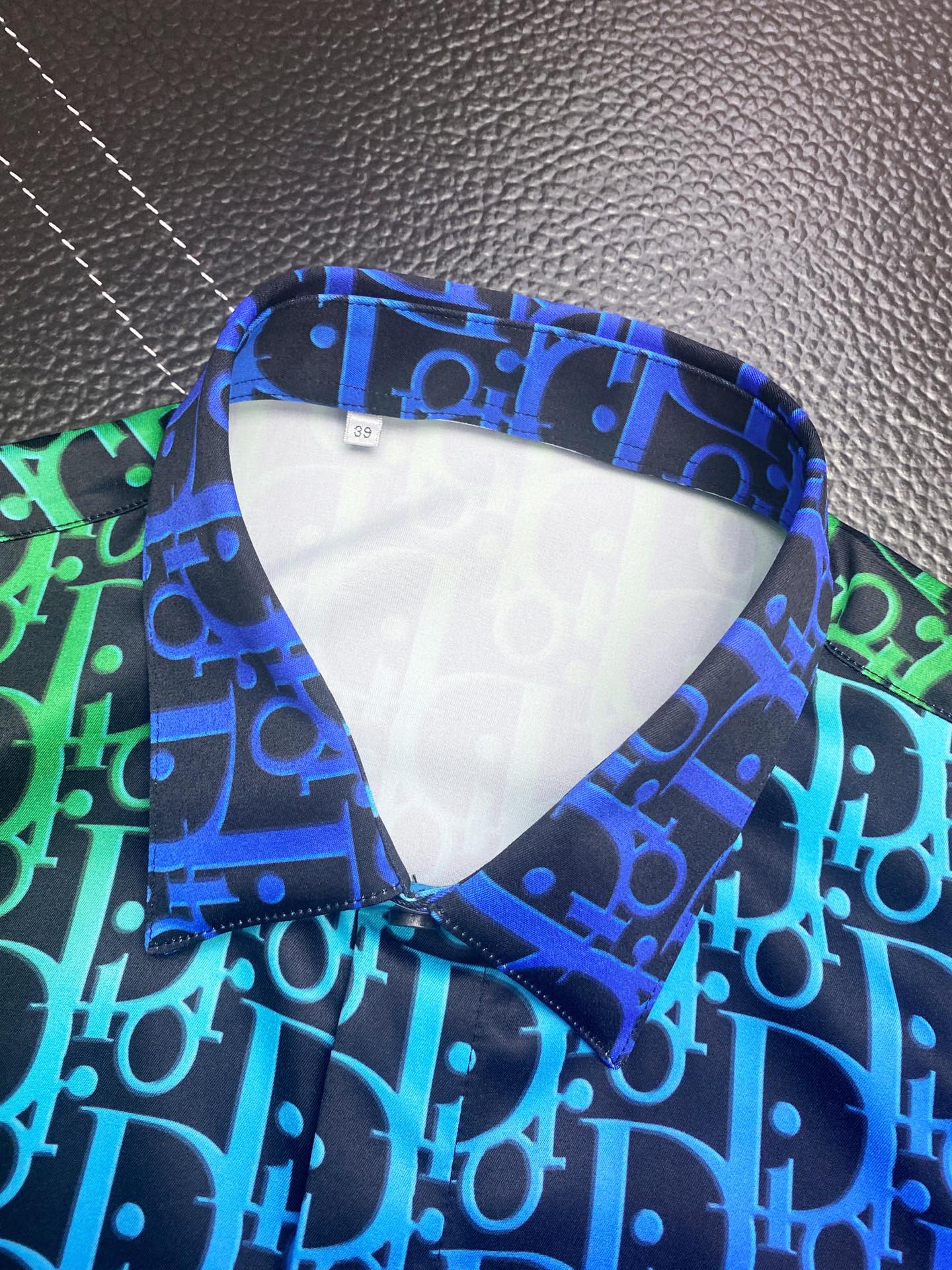 路易威登 Louis Vuitton 高定典藏名品高定成衣时装外套连衣裙衬衫T恤 #9545A6E2 5