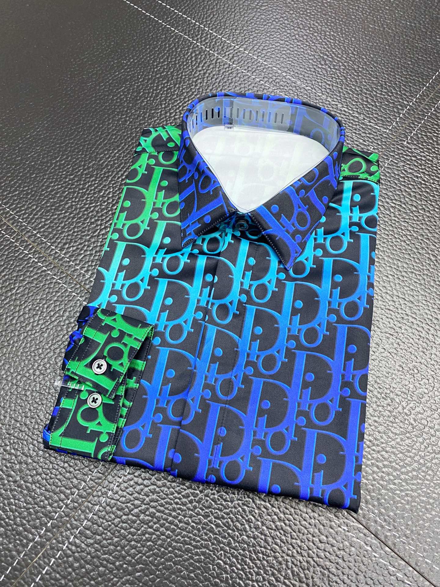 路易威登 Louis Vuitton 高定典藏名品高定成衣时装外套连衣裙衬衫T恤 #9545A6E2 3
