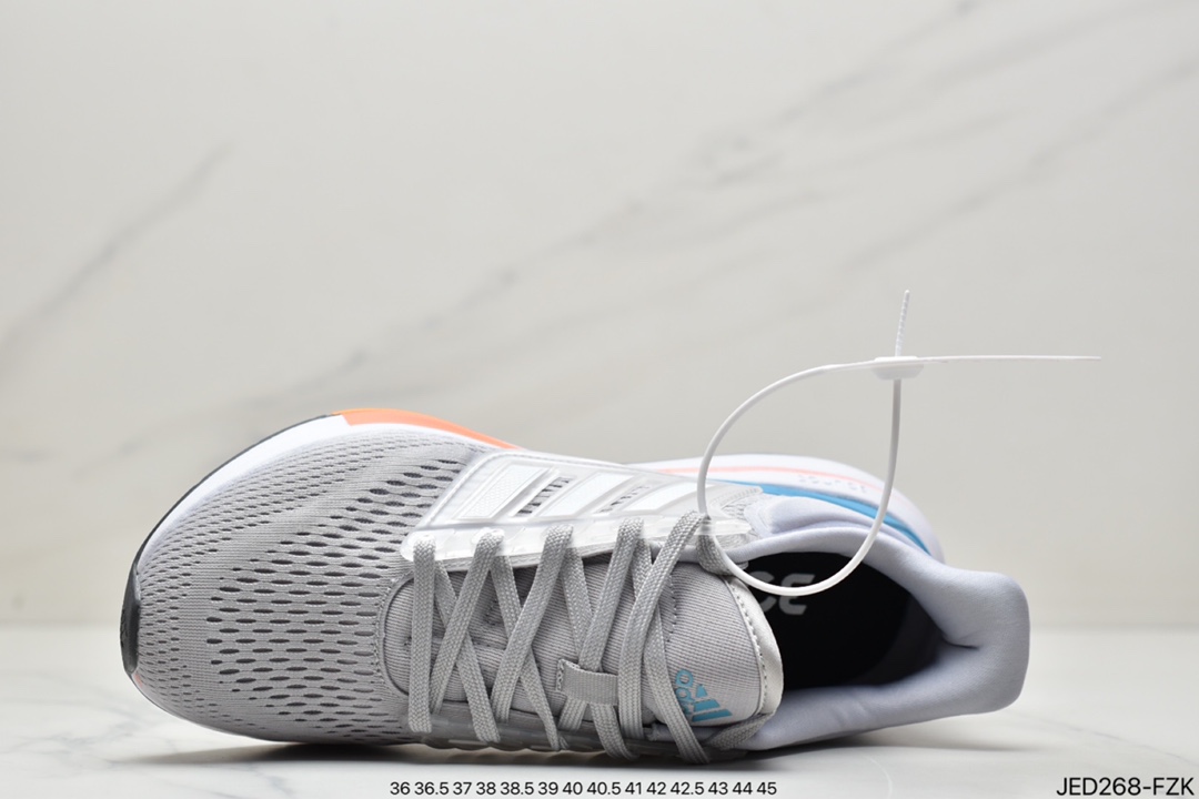 150 阿迪达斯Adidas EQ21 RUN 复古跑鞋 鞋身材质为全网眼面料