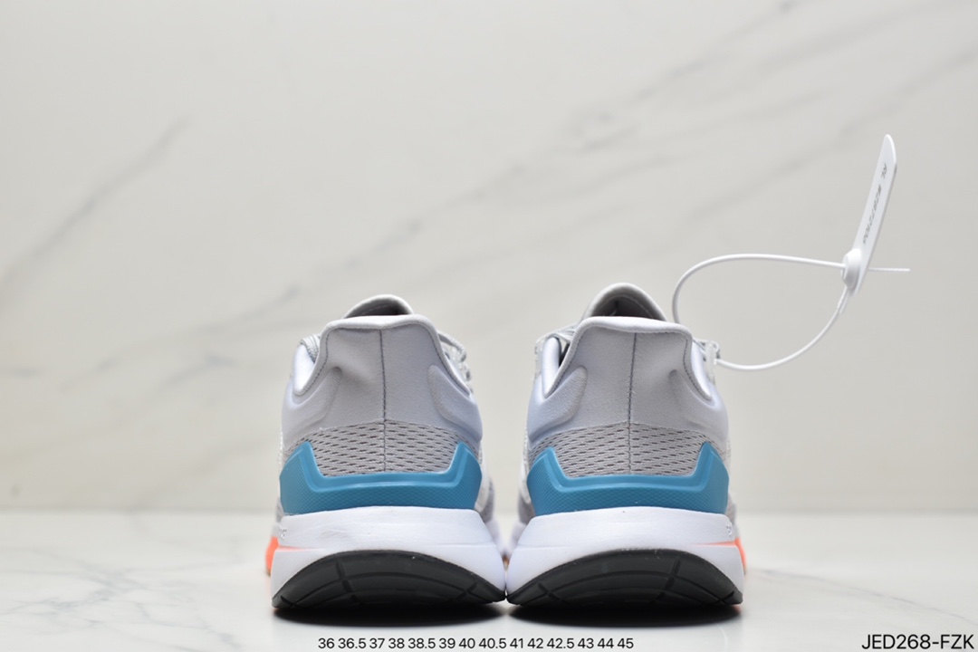 150 阿迪达斯Adidas EQ21 RUN 复古跑鞋 鞋身材质为全网眼面料