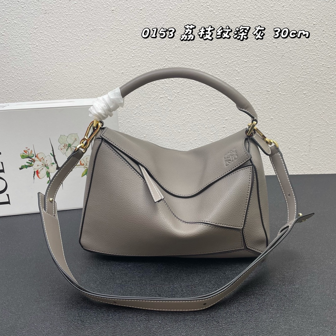 [Loewe Women