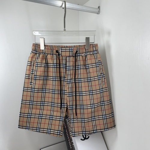 Burberry Men's Classic Checkered Beach Shorts Summer Five-Point Shorts
