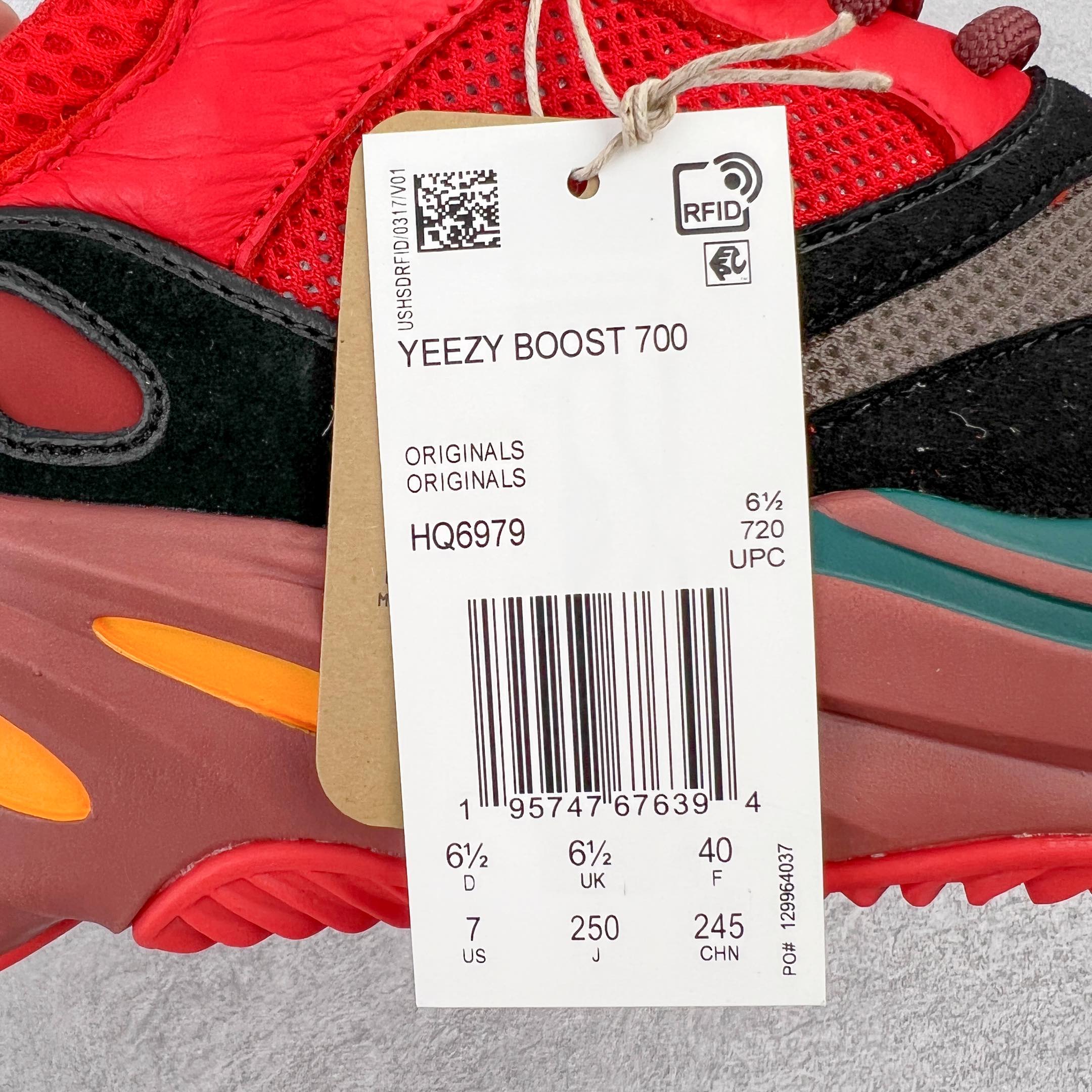 图片[9]-＃JC纯原 Yeezy Boost Runner 700 黑红 HQ6979 原楦原纸板开发 完美低趴原鞋韵味 市场同价位区间 性价比绝无第二家 正确头层牛巴革材质 原厂3D档案数据 原厂纸板 头层皮料 细节与正品对版 中底内置 Basf 科技 材质轻便 穿着软硬适中 全套纸板模具 原厂3M反光材料尺码：36 36.5 37 38 38.5 39 40 40.5 41 42 42.5 43 44 44.5 45 46 47 48-选品中心