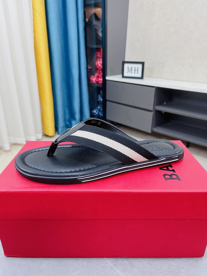 H0  巴利 Bally  🔥专柜同步，品牌织带交叉人字拖鞋💥采用牛皮拼品牌织带 金典配色🌟红咖✨黑咖💫，楦型原版调试大货对原版✨标准