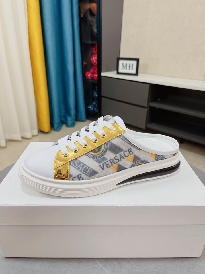 I0  VERSACE范思哲～独特现代风运动鞋。专柜代购🏃休闲半拖😍牛皮打印➕吸汗真皮内里拒绝脱色磨脚鞋底：原厂特供原版底，超舒服耐磨防滑原版底，