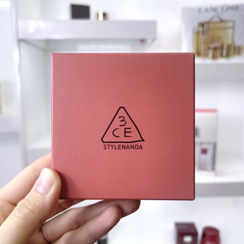 3CE Eyeshadow Palette - Dried Bouquet, 9-Color All Matte, Daily Use 1 3CE Eyeshadow Palette - Dried Bouquet, 9-Color All Matte, Daily Use