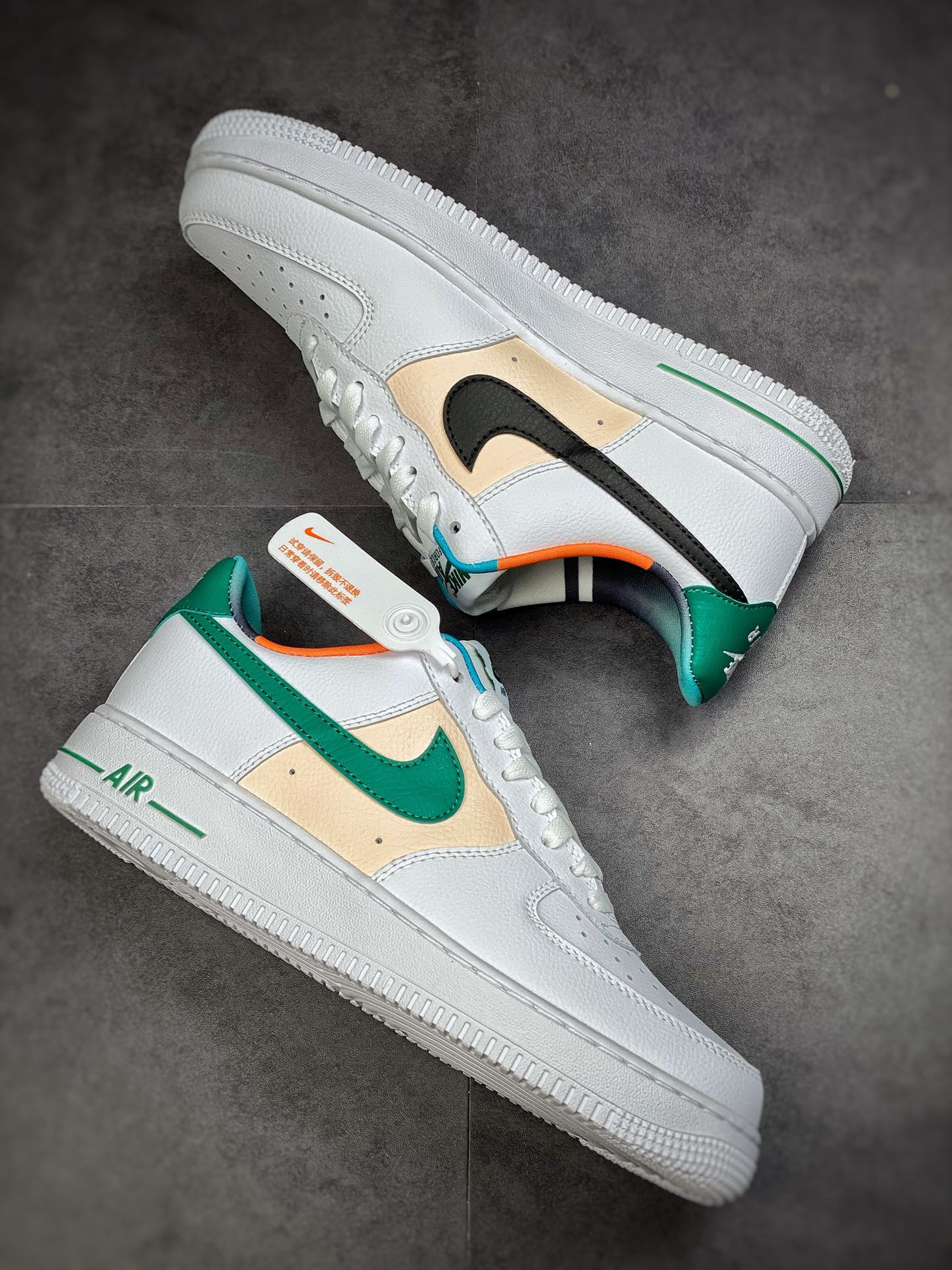 200 Nike Air Force 1 Low 07 EMB 白绿 DM0109-100