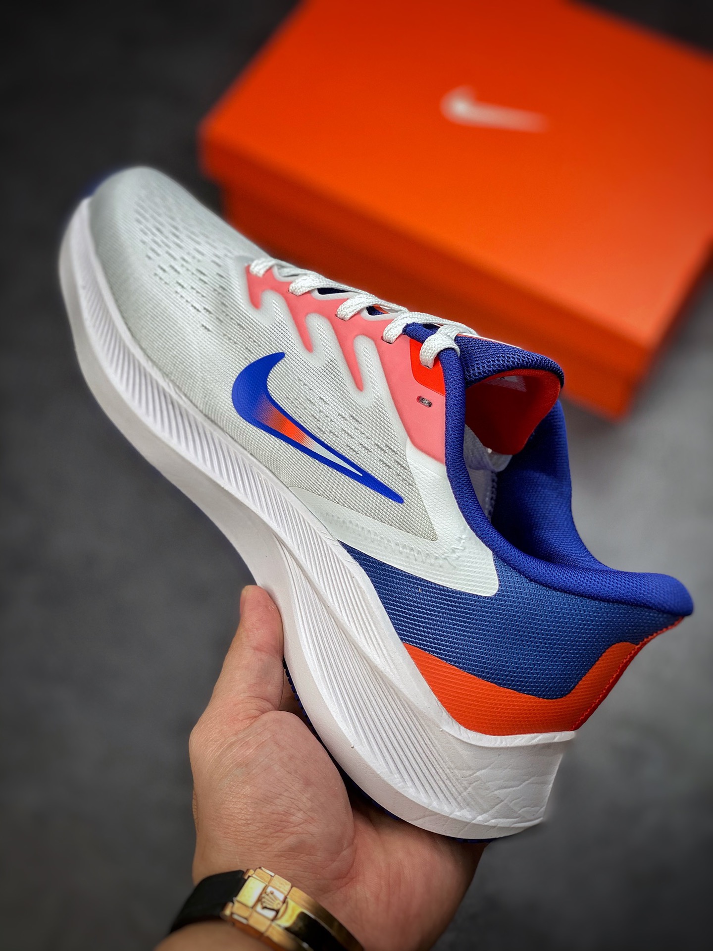 180 Nike Air Zoom Winflo 7代 网透面气训跑练步鞋 DN4242-141