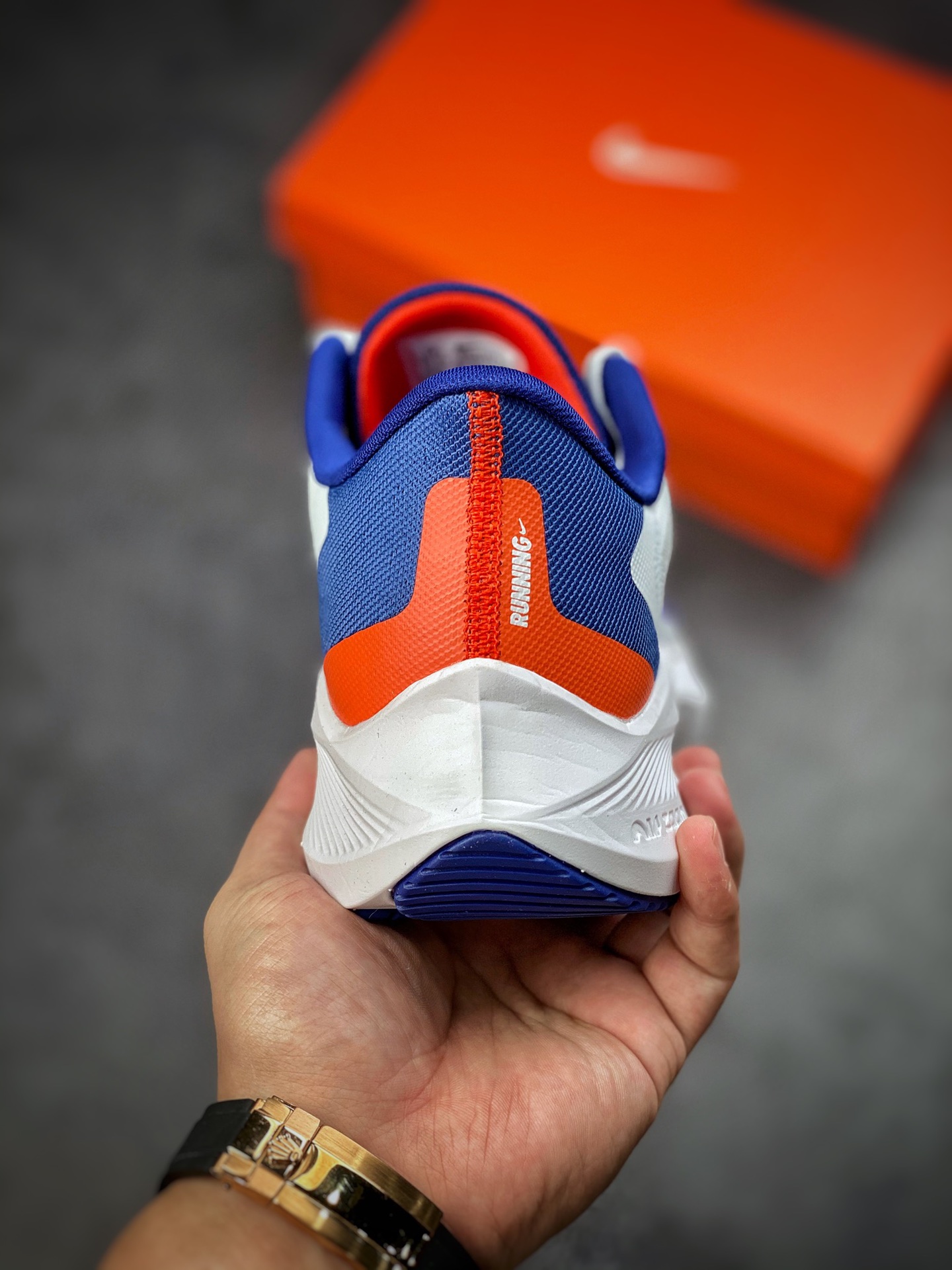 180 Nike Air Zoom Winflo 7代 网透面气训跑练步鞋 DN4242-141