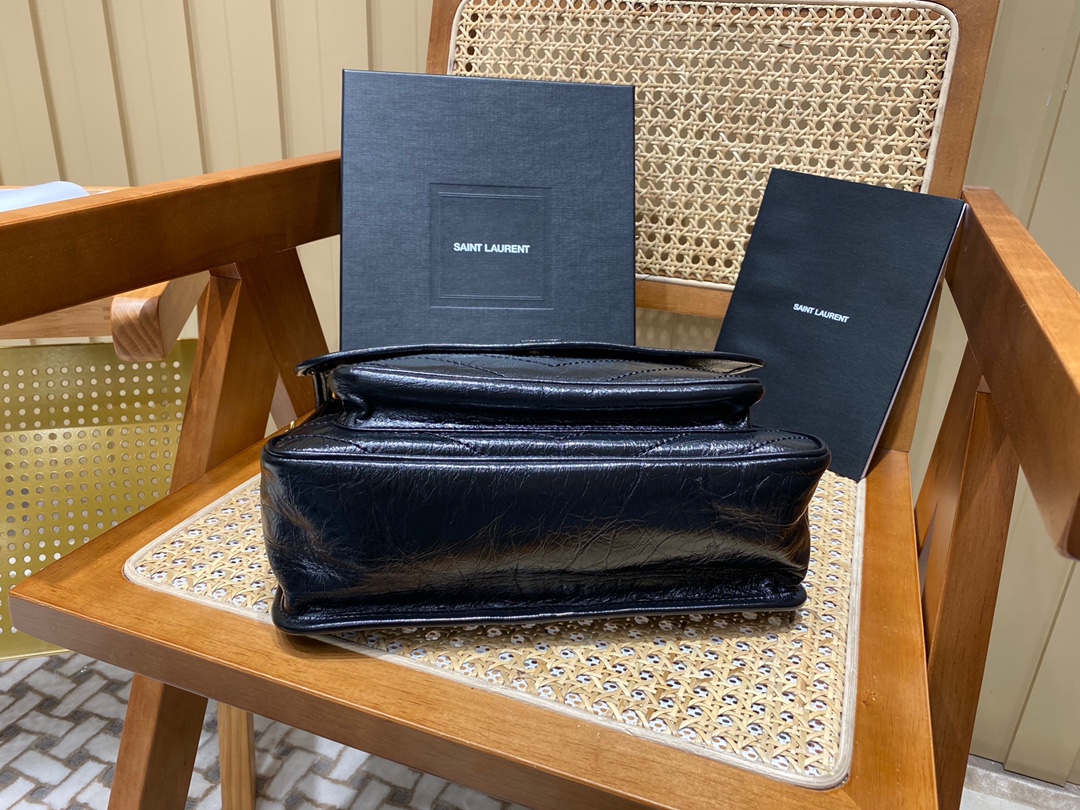 YSL 𝐍𝐢𝐤𝐢 28𝐜𝐦 邮差包 633158黑色/金链