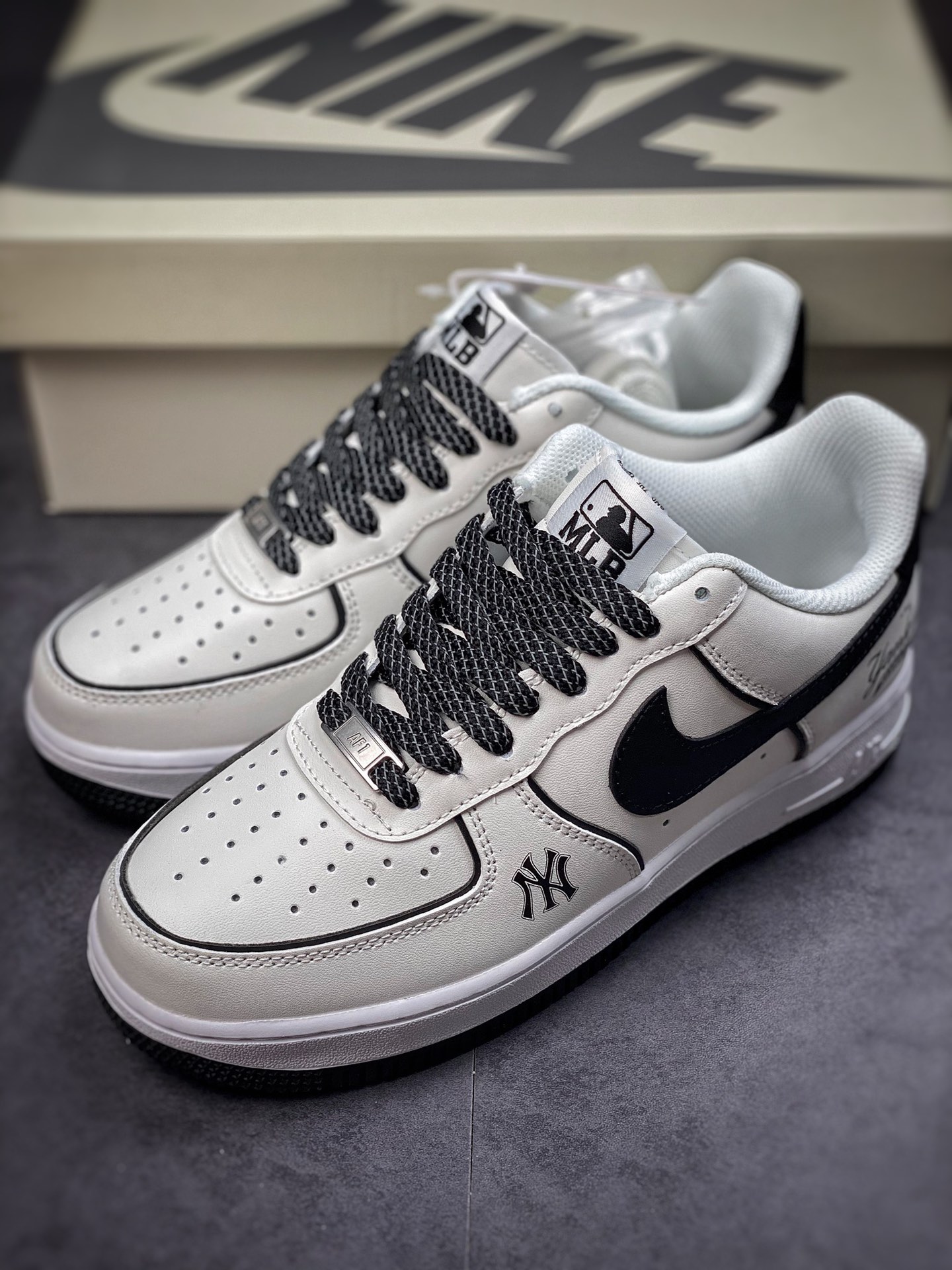 240 Nike Air Force 1 Low 07 MLB联名BS8806-511