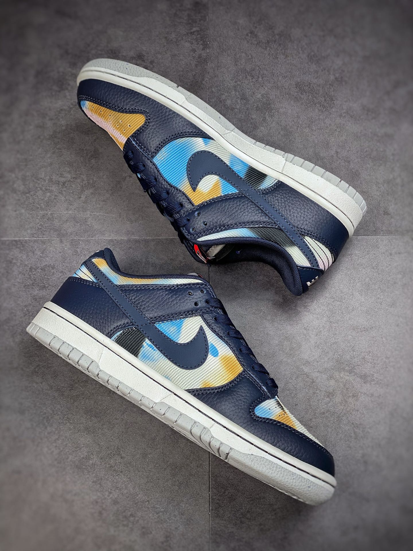 300 Nike Dunk Low ”Graffti” 藏蓝 街头涂鸦系列 DM0108-400