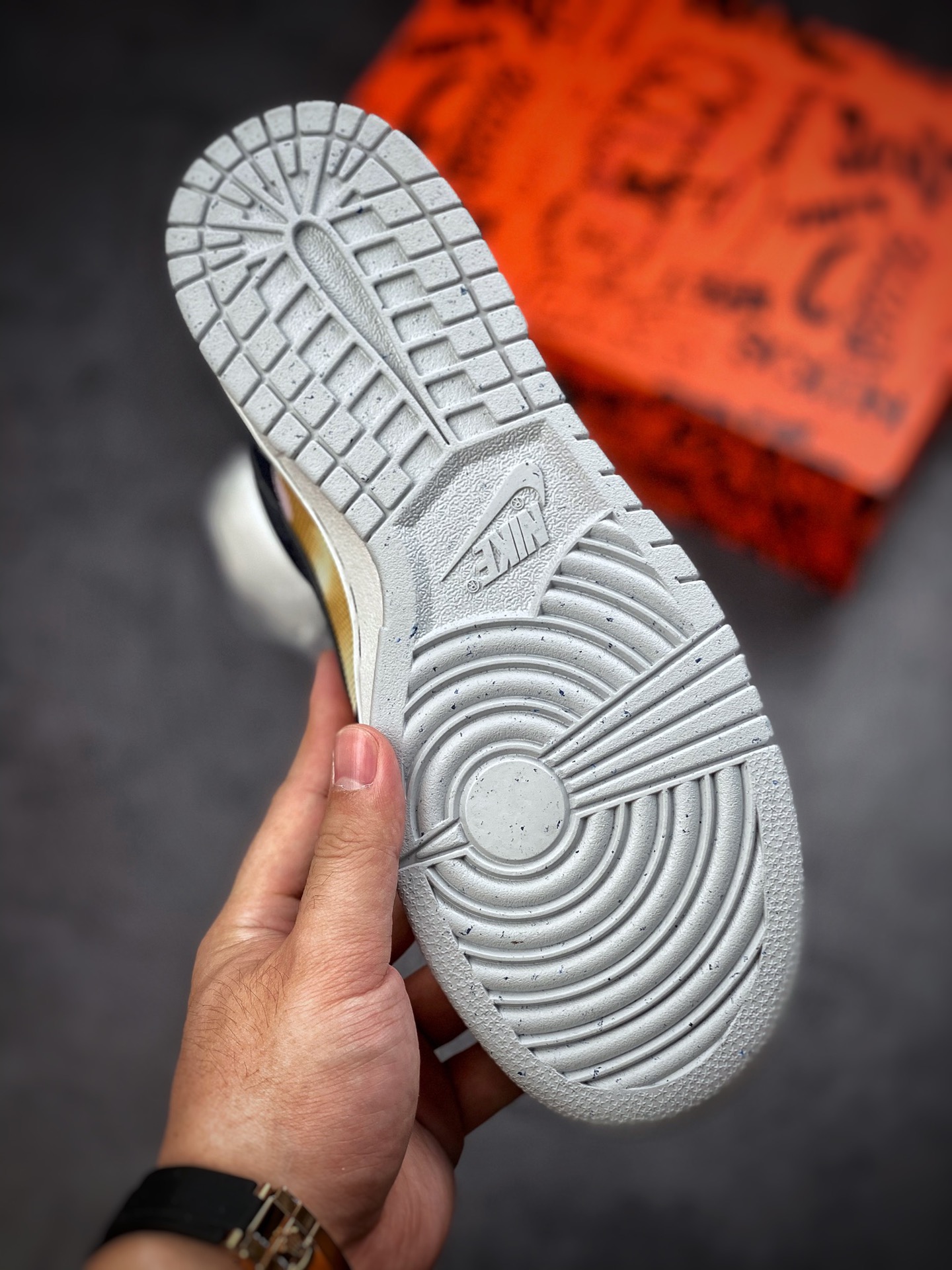 300 Nike Dunk Low ”Graffti” 藏蓝 街头涂鸦系列 DM0108-400