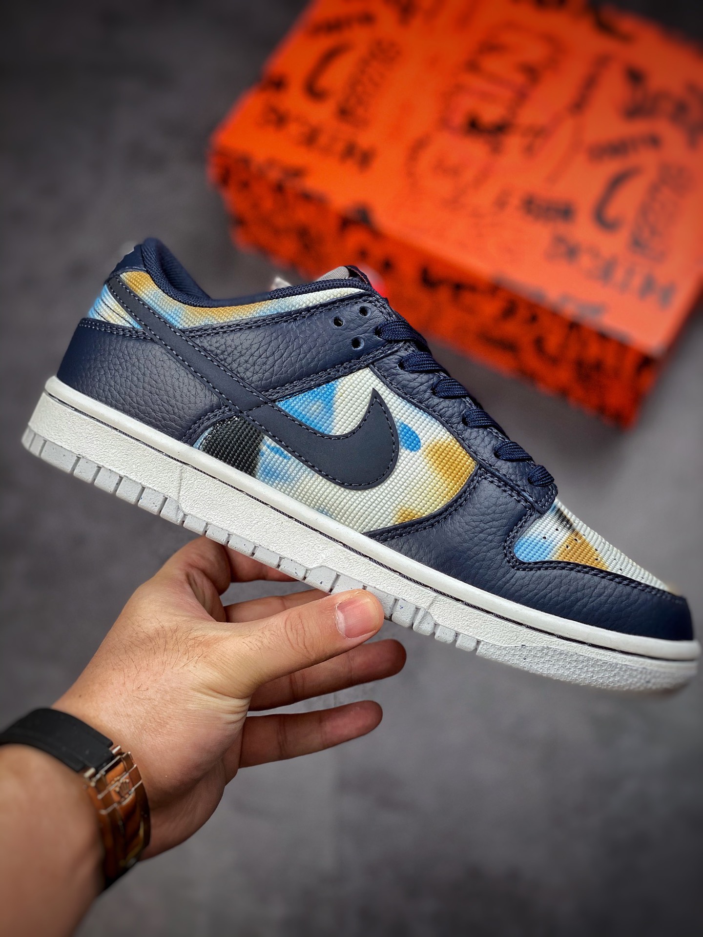 300 Nike Dunk Low ”Graffti” 藏蓝 街头涂鸦系列 DM0108-400