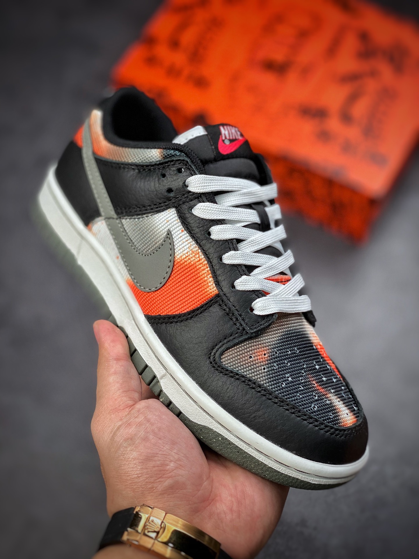 300 Nike Dunk Low ”Graffti” 黑橙 街头涂鸦系列DM0108-001