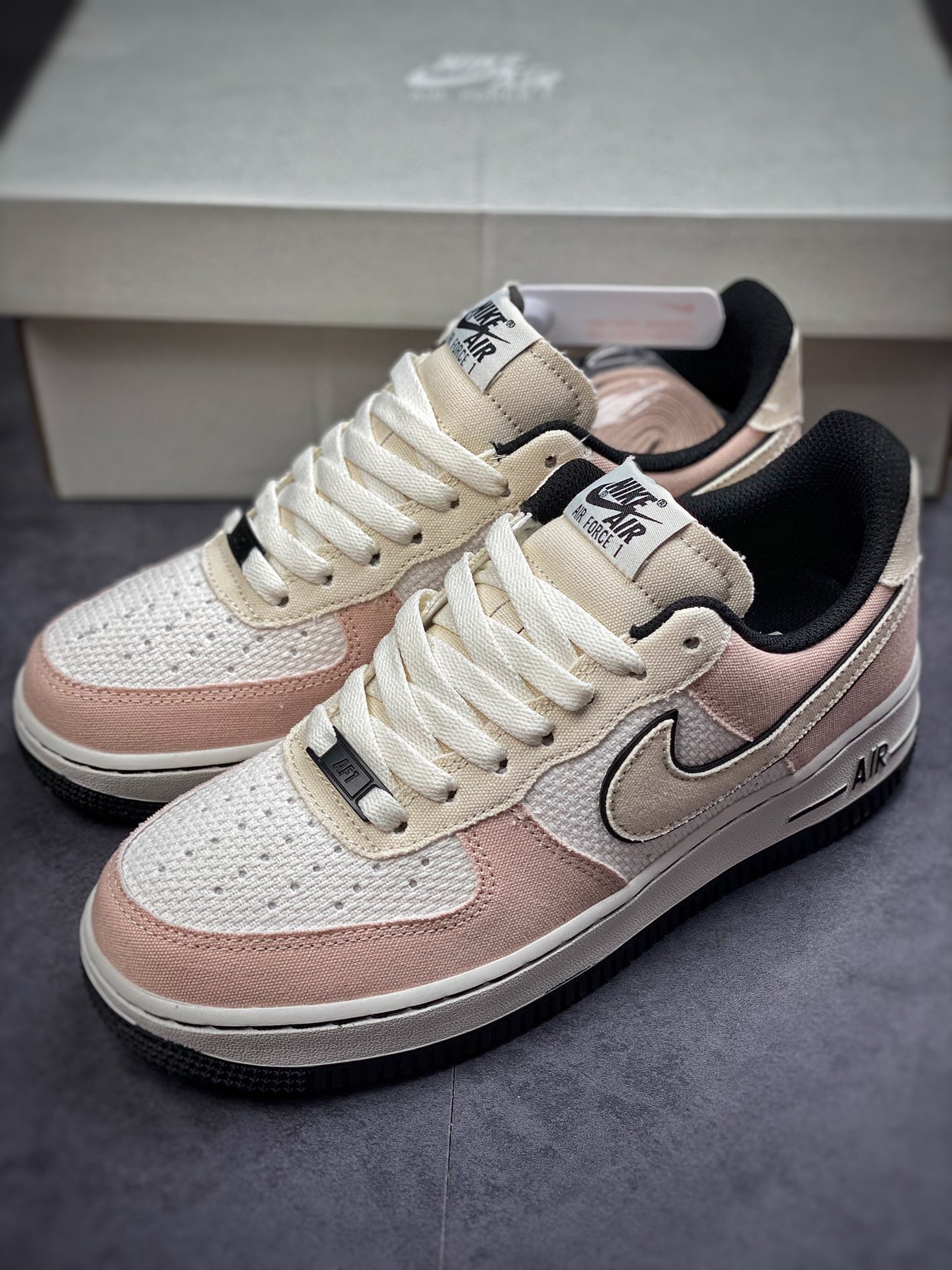 220 Nike Air Force 1 Low 07 帆布淡粉 315122-668